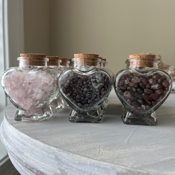 Crystal chips in Heart - Picture 3 of 7